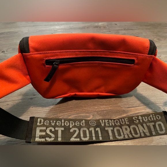 Sac Venque - Picture 2 of 3